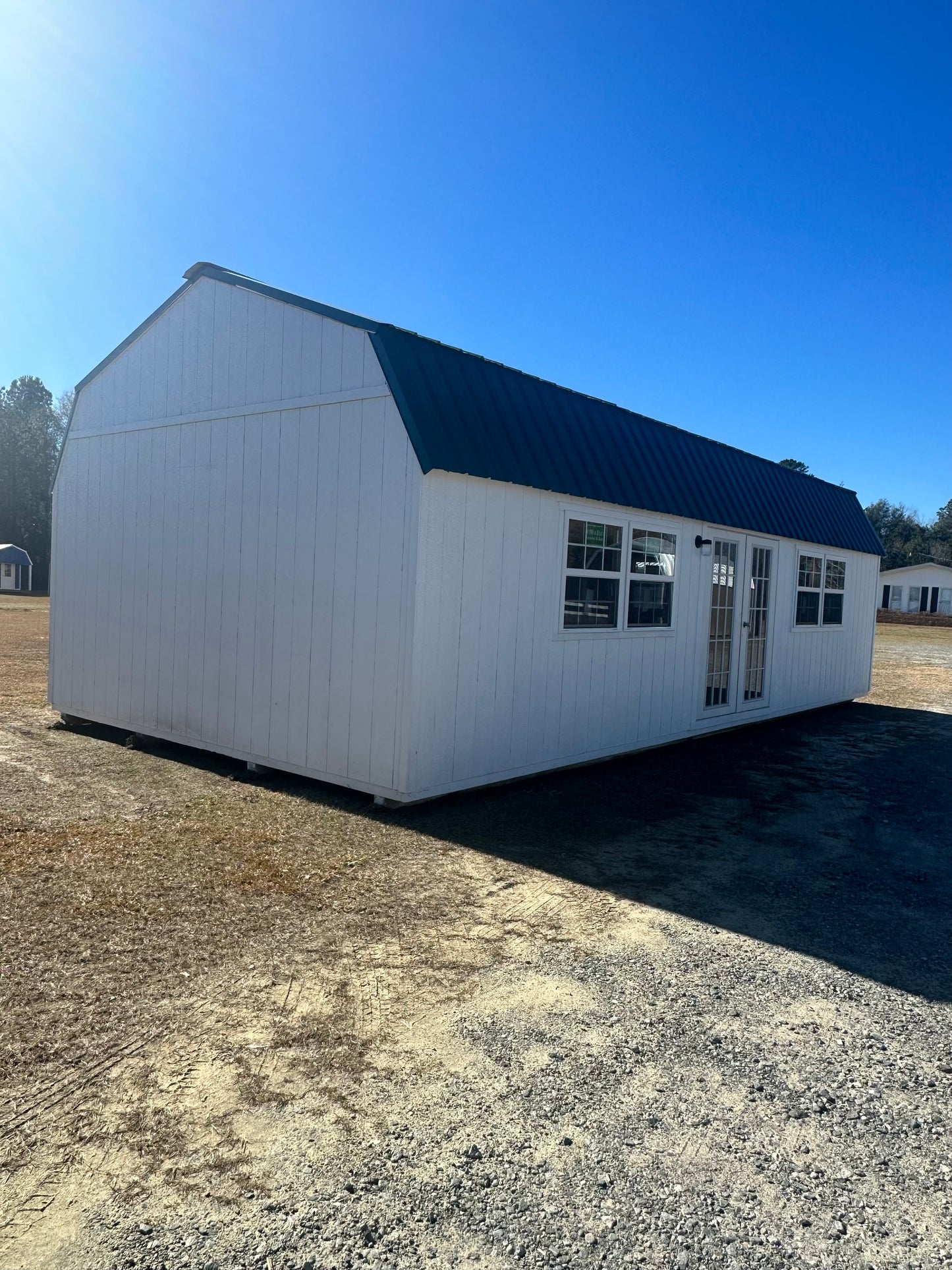 Side Lofted Barn 16x32 w/ TONS of extras!!