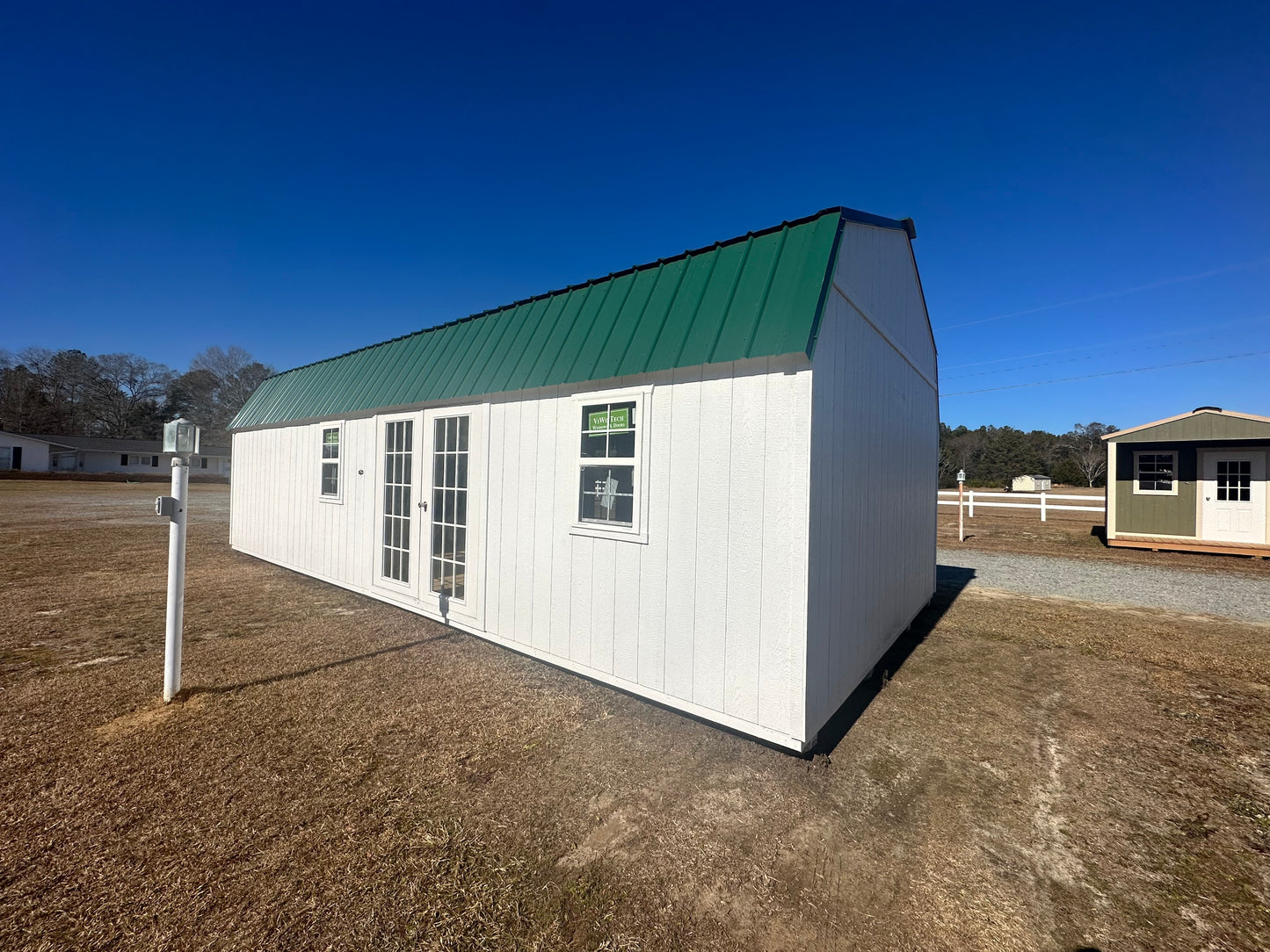 Side Lofted Barn 16x32 w/ TONS of extras!!