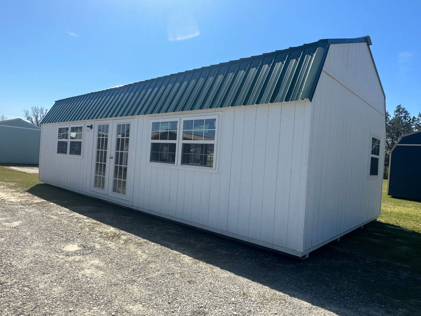 Side Lofted Barn 16x32 w/ TONS of extras!!