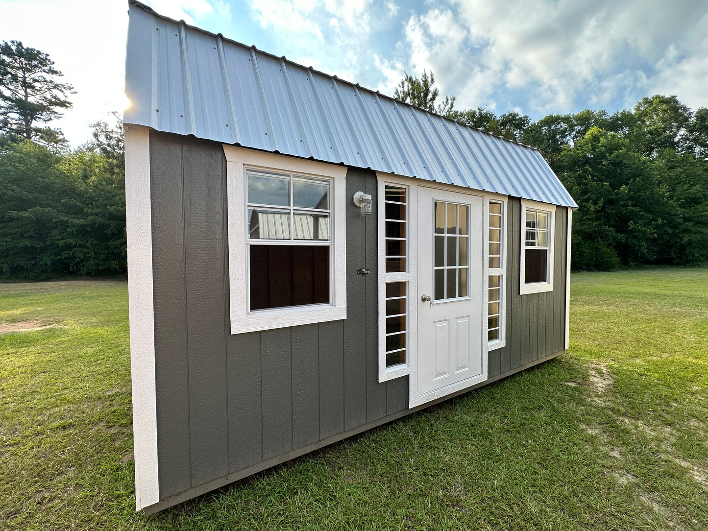 Side Lofted Barn 10x16